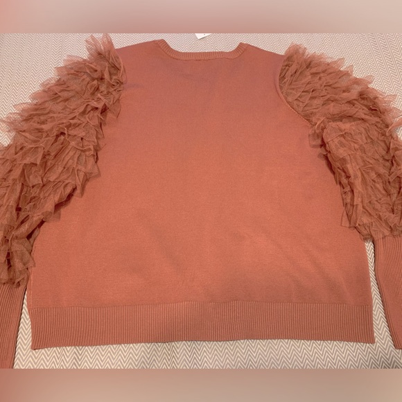 NWT! Cato gorgeous sweater. Sheer sleeves with wide ribbed cuffs. Size 26/28. - Picture 2 of 6